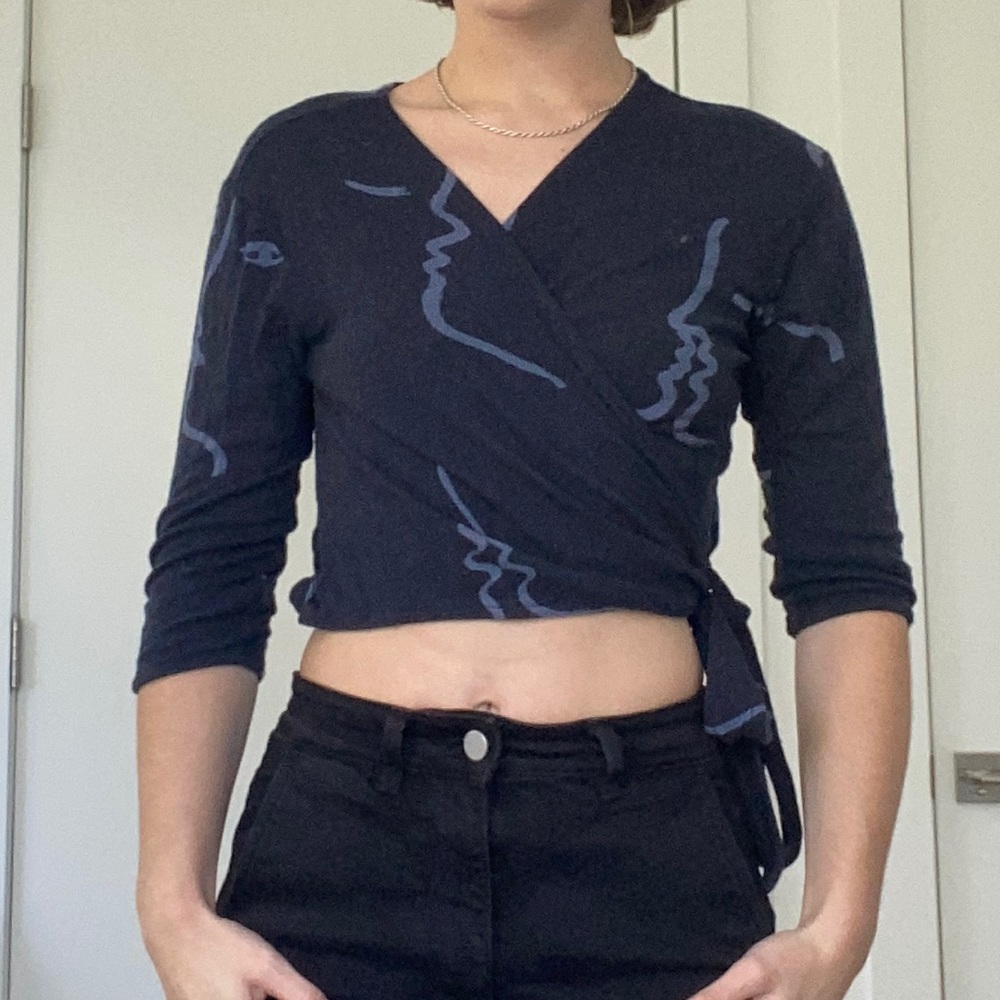 Paloma Wool Face Silhouette Crop Wrap Top Size Small